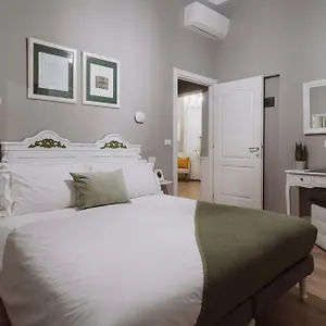 https://genova-dei-rolli-bb.hotelitalianriviera.com